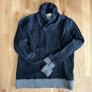 Navy men’s small club Monaco sweater